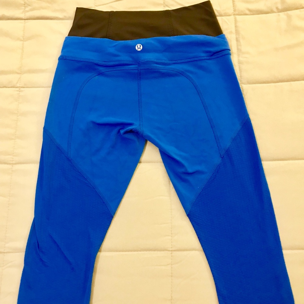 Lululemon size 4 Crop pants with waistband